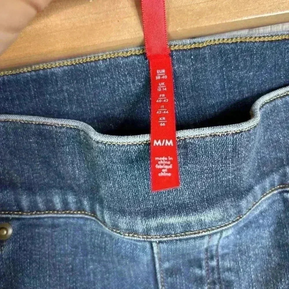 Spanx Jeans Medium Skinny Raw Ham Distressed Blue Color Tummy Control M - Picture 6 of 11